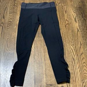 Lululemon black leggings, size 6